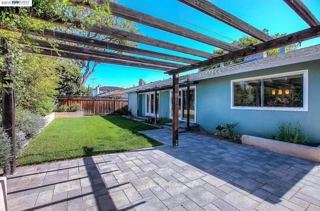 1857 El Padro Dr — Photo 2