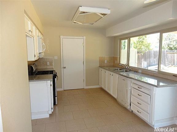 2nd image of 8553 Elaine Dr