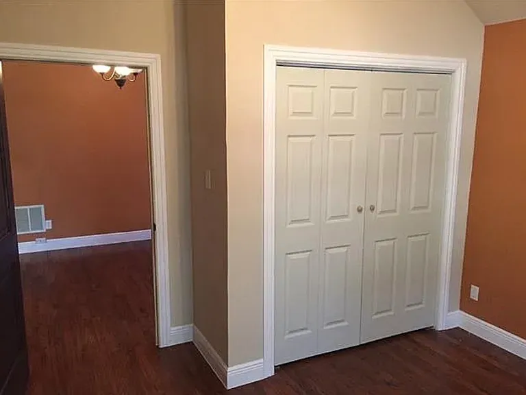 2525 Persimmon Dr — Photo 17