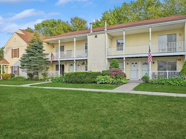 241 Fairview Circle #241, Middle Island, NY 11953