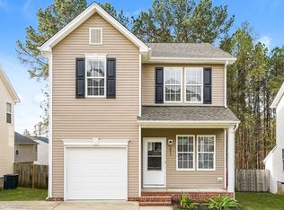 2811 Erinridge Rd, Raleigh, NC 27610