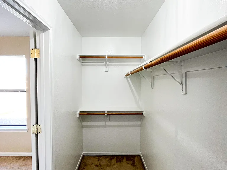 1303 Nicholas Cir #B — Photo 23