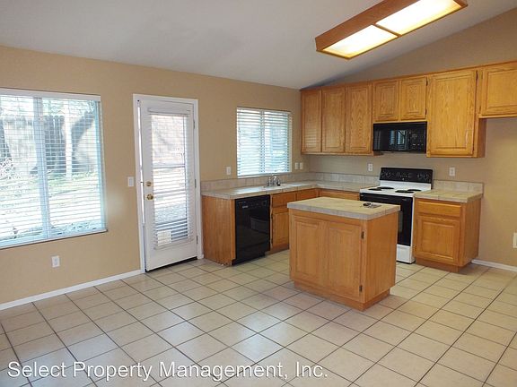 4th image of 4000 Tea Rose Ct