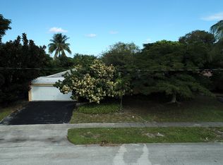 472 NW 13th Dr, Boca Raton, FL 33486
