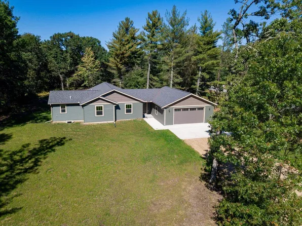 W4306 Red Pine Drive, Necedah, WI 54646