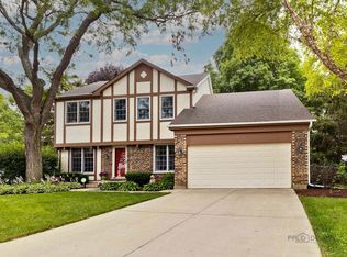 3 Altoona Ct, Vernon Hills, IL