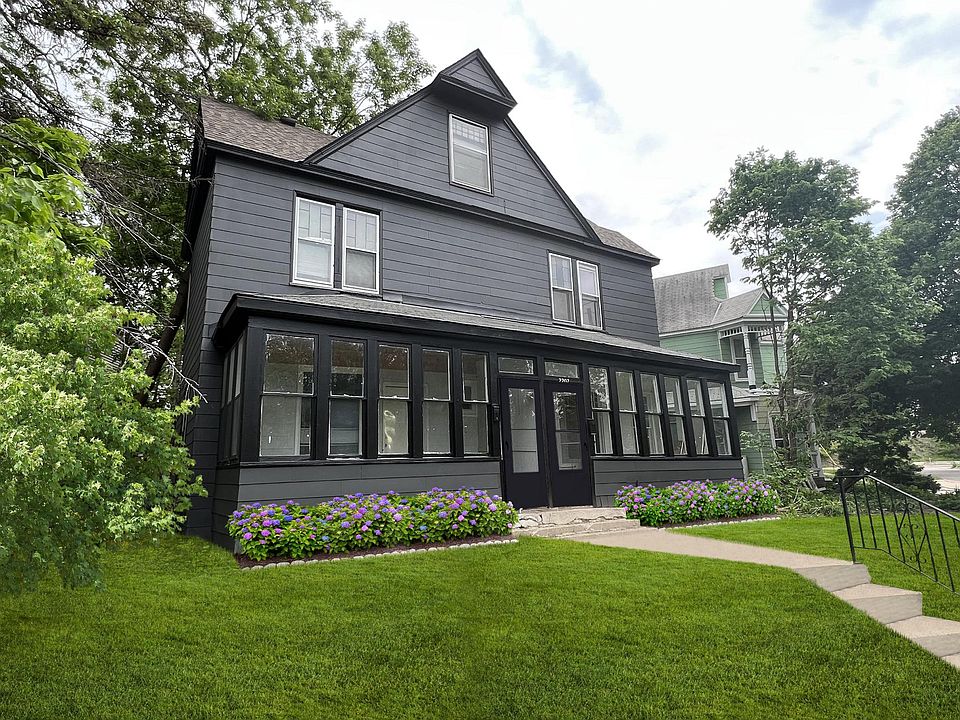 1st image of 2207 Blake Ave #2207
