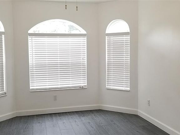 2nd image of 3611 W Bay Ave