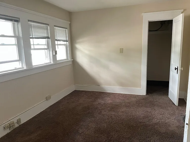 1716 E Michigan Ave — Photo 6