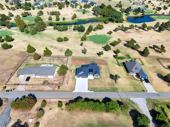 1770 S May Ave, Guthrie, OK 73044
