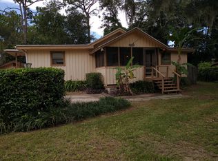 20891 SE 155th St, Umatilla, FL 32784