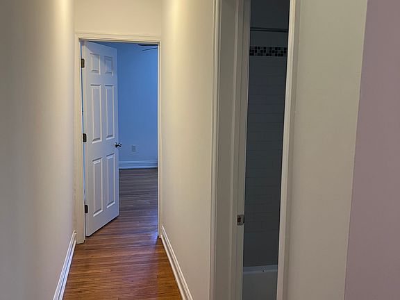 3rd image of 1829 E Passyunk Ave Floor 2