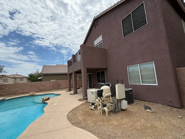 6420 Casamar St — Photo 47
