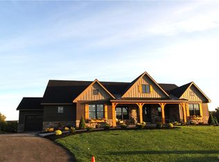 8018 Sedge Grass Ln, Baldwinsville, NY 13027