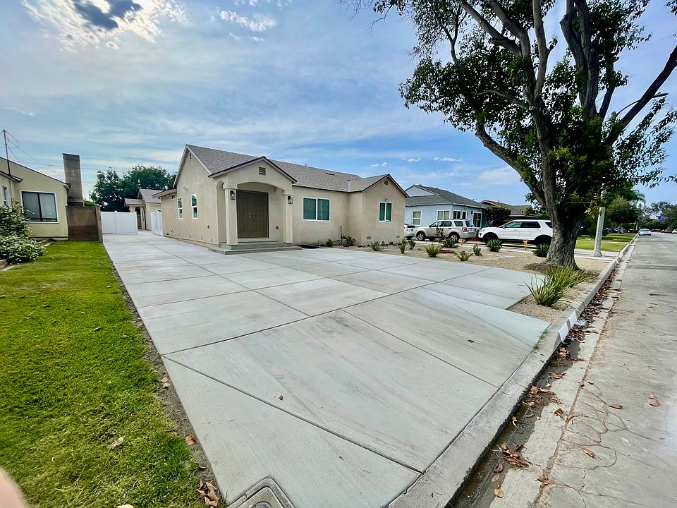 1st image of 4747 Hazelbrook Ave