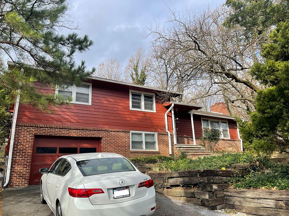 1st image of 333 N Smith Ave