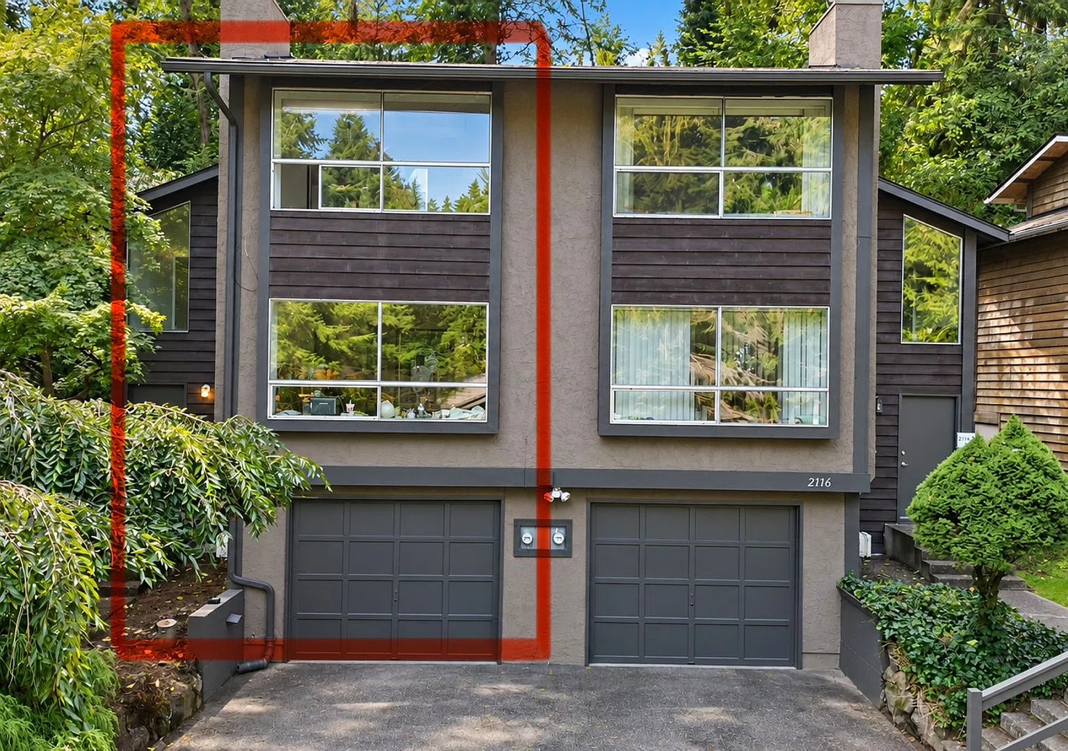 Remodeled Modern Townhome Near Downtown Edmonds- Yost Park — Photo 1