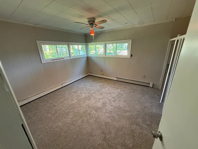 65 Orchard Ln — Photo 6