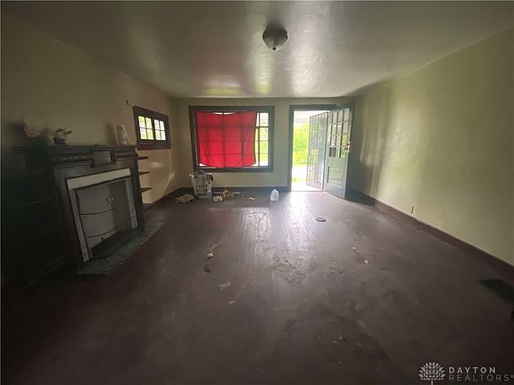 2nd image of 33 Patton Ave