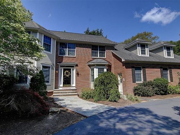 2nd image of 95 Juniper Dr