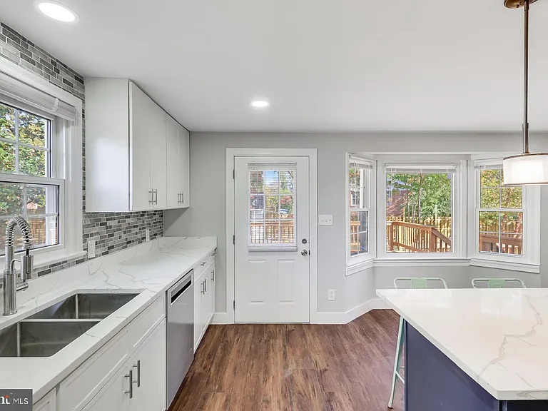 3809 Keith Ave — Photo 8