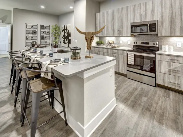 1900 Airport Commerce Dr #1428, Austin, TX 78741