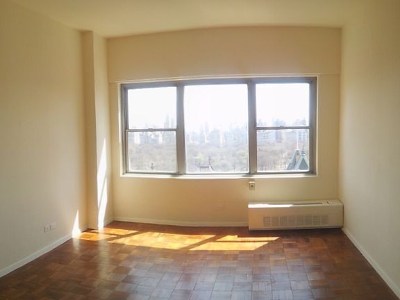 5th image of 15 W 72nd St APT 23E
