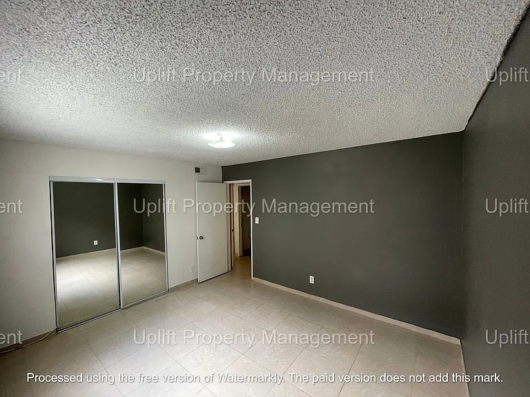 6811 Alvarado Rd #8 — Photo 9
