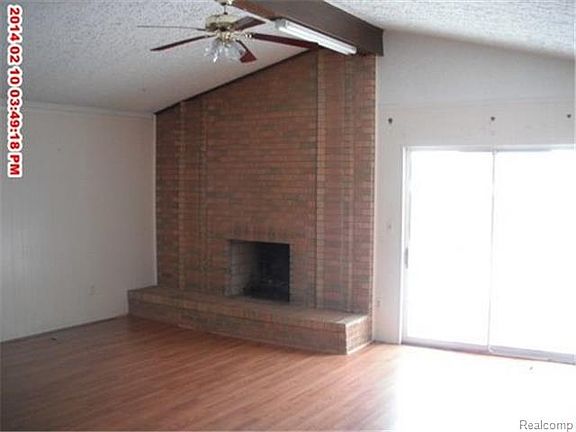 4th image of 38937 Cottonwood Ct