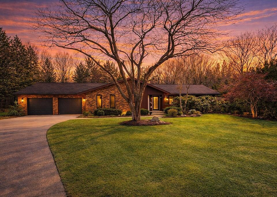 1st image of 5654 W Vintage Hills Trl