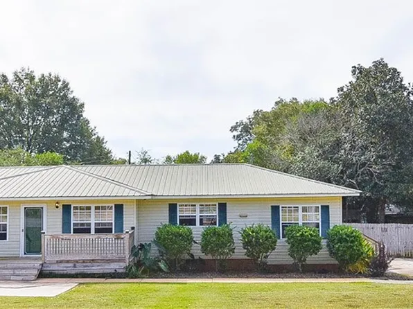 1712 30th St, Valley, AL 36854