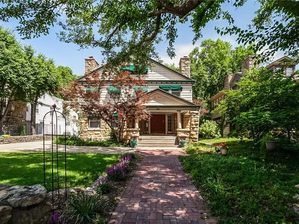 612 Emanuel Cleaver Ii Blvd, Kansas City, MO 64110