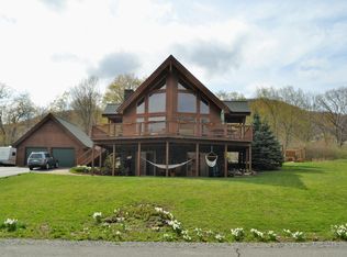 177 The Meadows Ln, Slatyfork, WV 26291