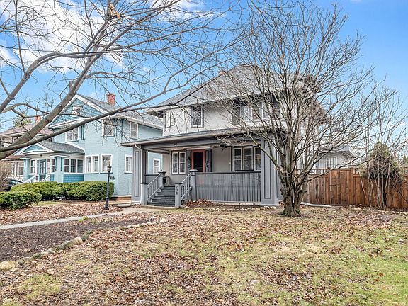 2nd image of 738 Woodbine Ave