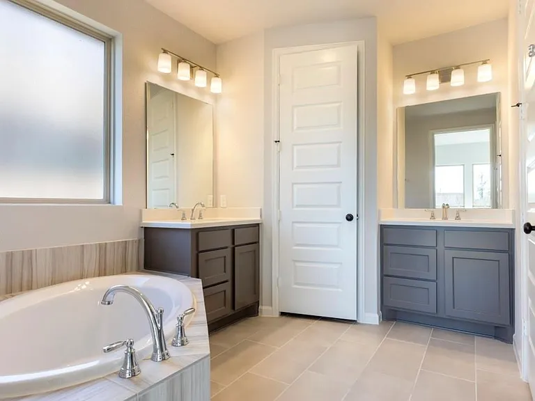 5034 Morrison Dr — Photo 13