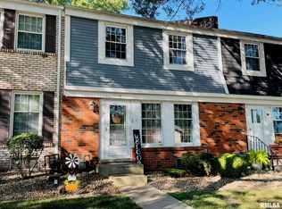 120 S Yorktown Rd, Macomb, IL 61455