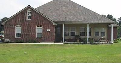 1st image of 707 Amber Dr