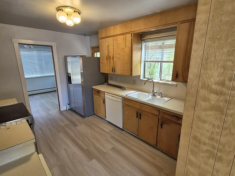 1318 Virginia St — Photo 32