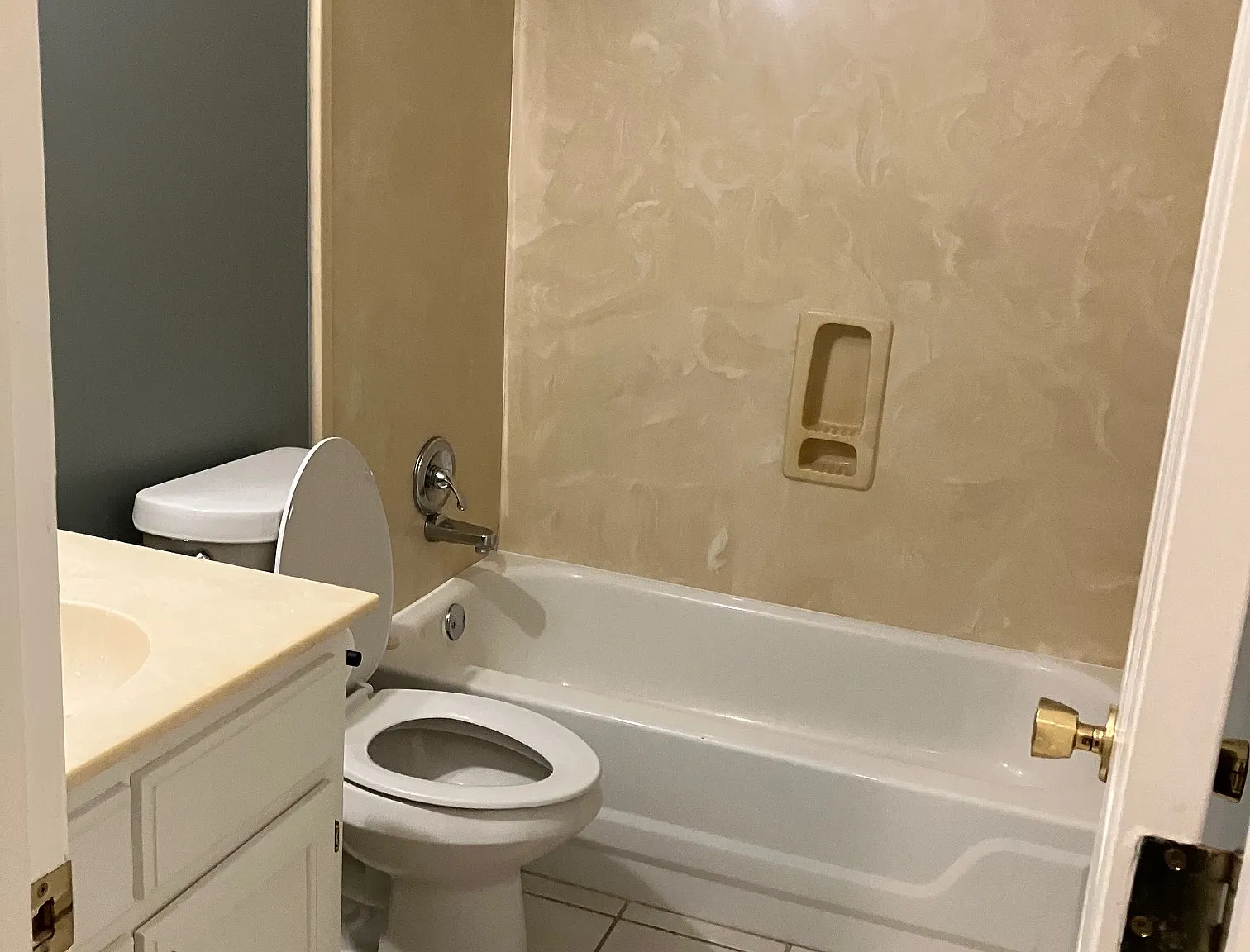 6786 Oak Forest Dr — Photo 4