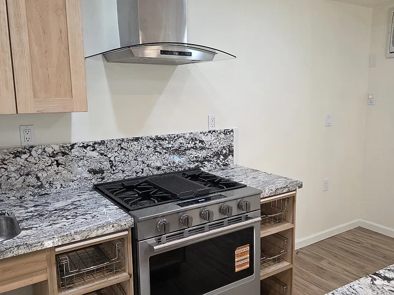 156B Clearview Pl — Photo 9