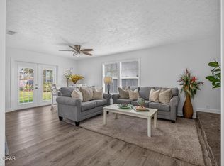 5917 Wallace Rd, Panama City, FL 32404