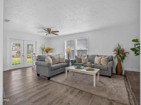 5917 Wallace Rd, Panama City, FL 32404