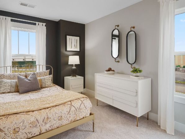 charlotte-north-carolina-446860624 picture