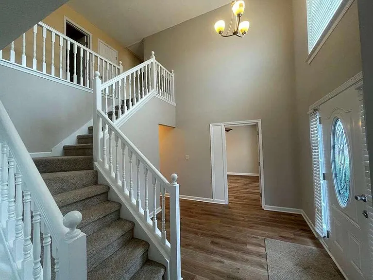 408 Canoga Ct — Photo 10