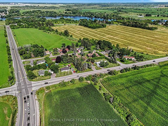 2nd image of 2477 Merivale Rd