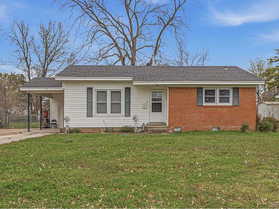 1st image of 1114 North Dr