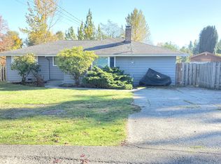 8631 10th Ave SE, Everett, WA 98208