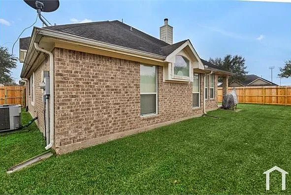 6815 Casey Ct — Photo 14