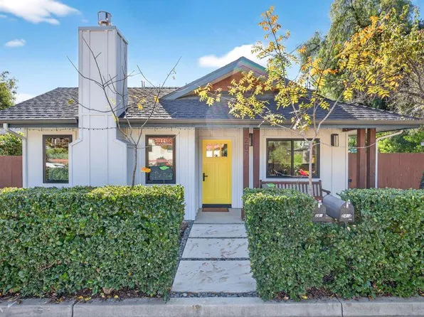 207 E Eucalyptus St, Ojai, CA 93023
