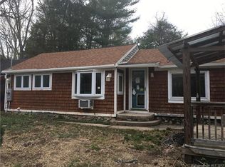 985 Long Cove Rd, Ledyard, CT 06335